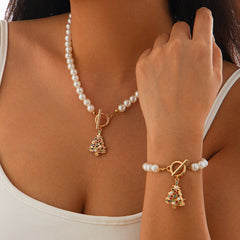 Personalized pearl bead necklace