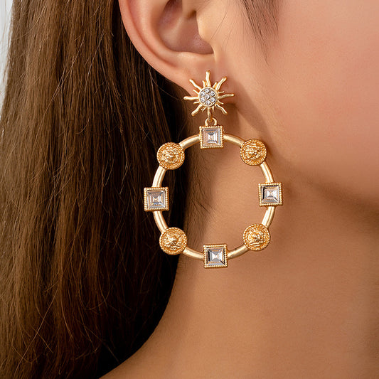 Retro court style exaggerated geometry Qingdao matte earrings