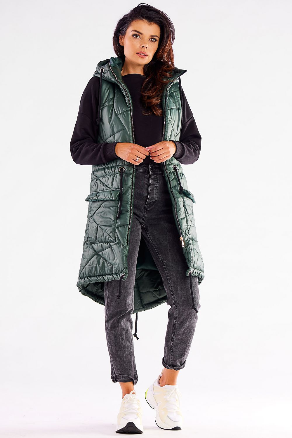 Gilet model 173874 awama