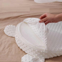 Four season anti milk overflow and choking pillow baby feeding tool baby anti spitting slope pad