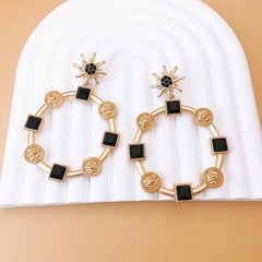 Retro court style exaggerated geometry Qingdao matte earrings